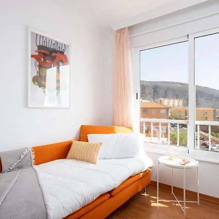 Appartement Home2book Sunny & Quiet House, Pool