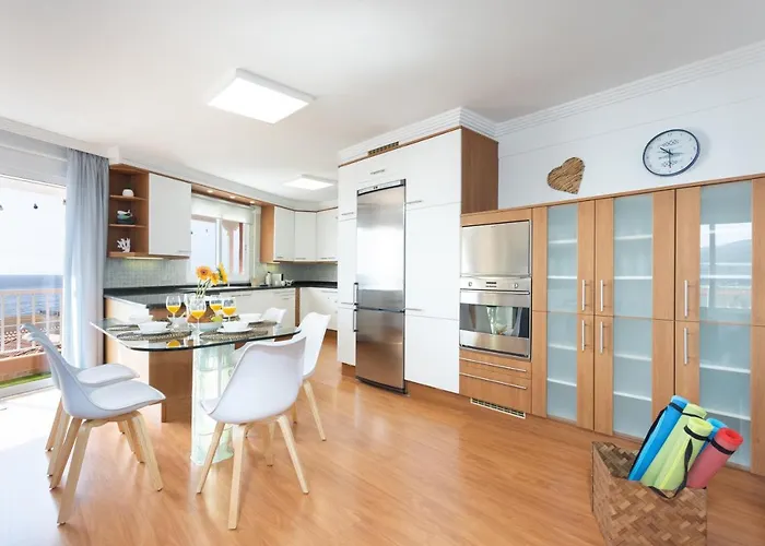 Home2book Sunny & Quiet House, Pool * קנדלריה