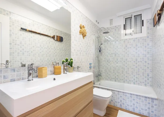 Home2book Sunny & Quiet House, Pool דירה קנדלריה