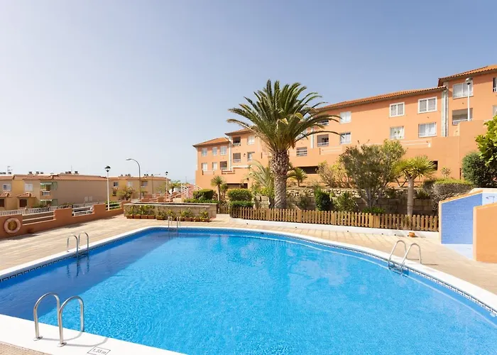 Home2book Sunny & Quiet House, Pool *